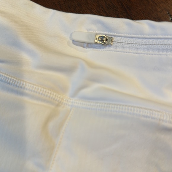 Lululemon size 2 white skort - Picture 3 of 7